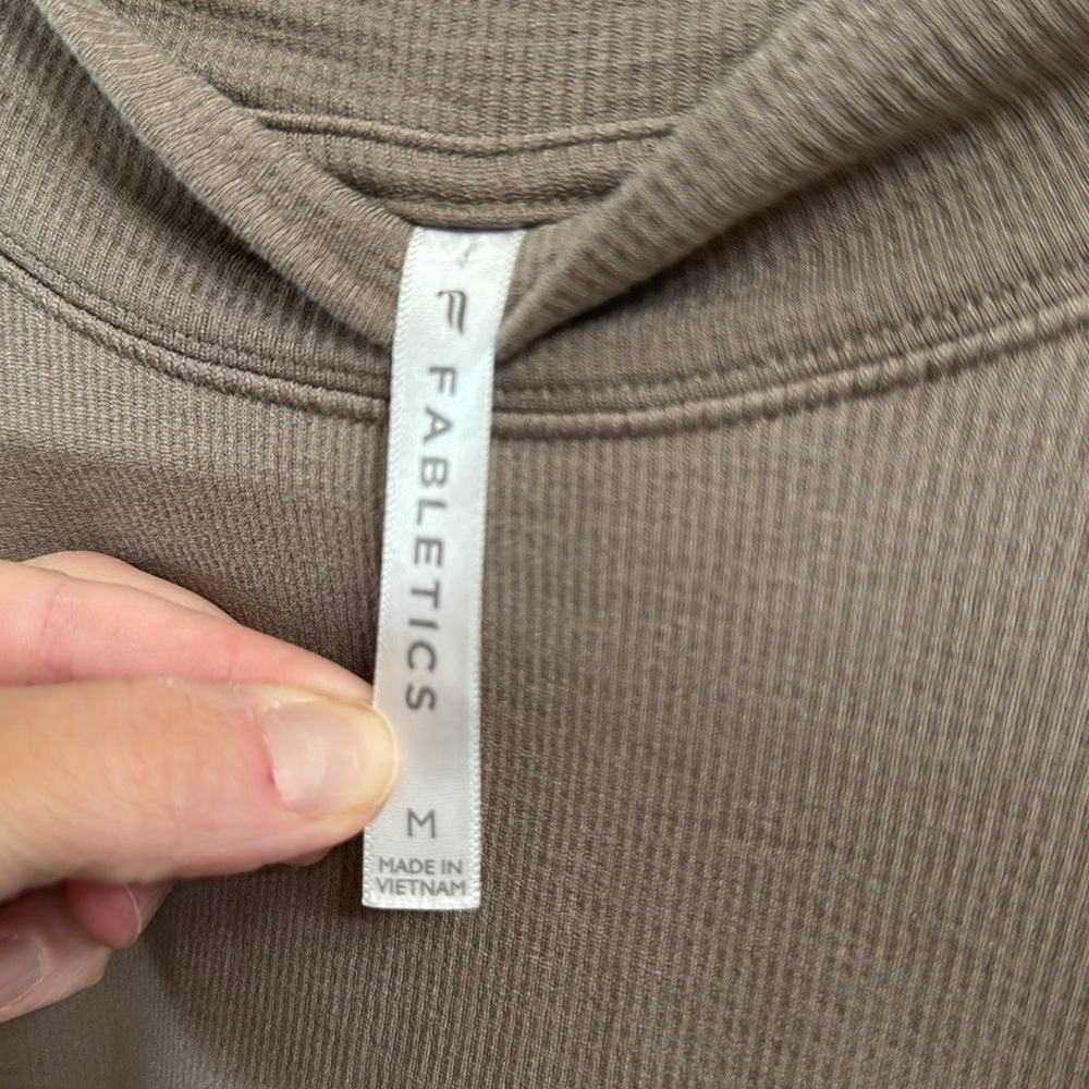 Fabletics Luna Long Sleeve Pullover - Picture 4 of 5